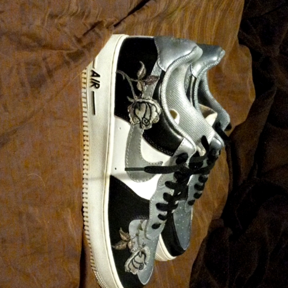 Custom silver rose nike air force 1